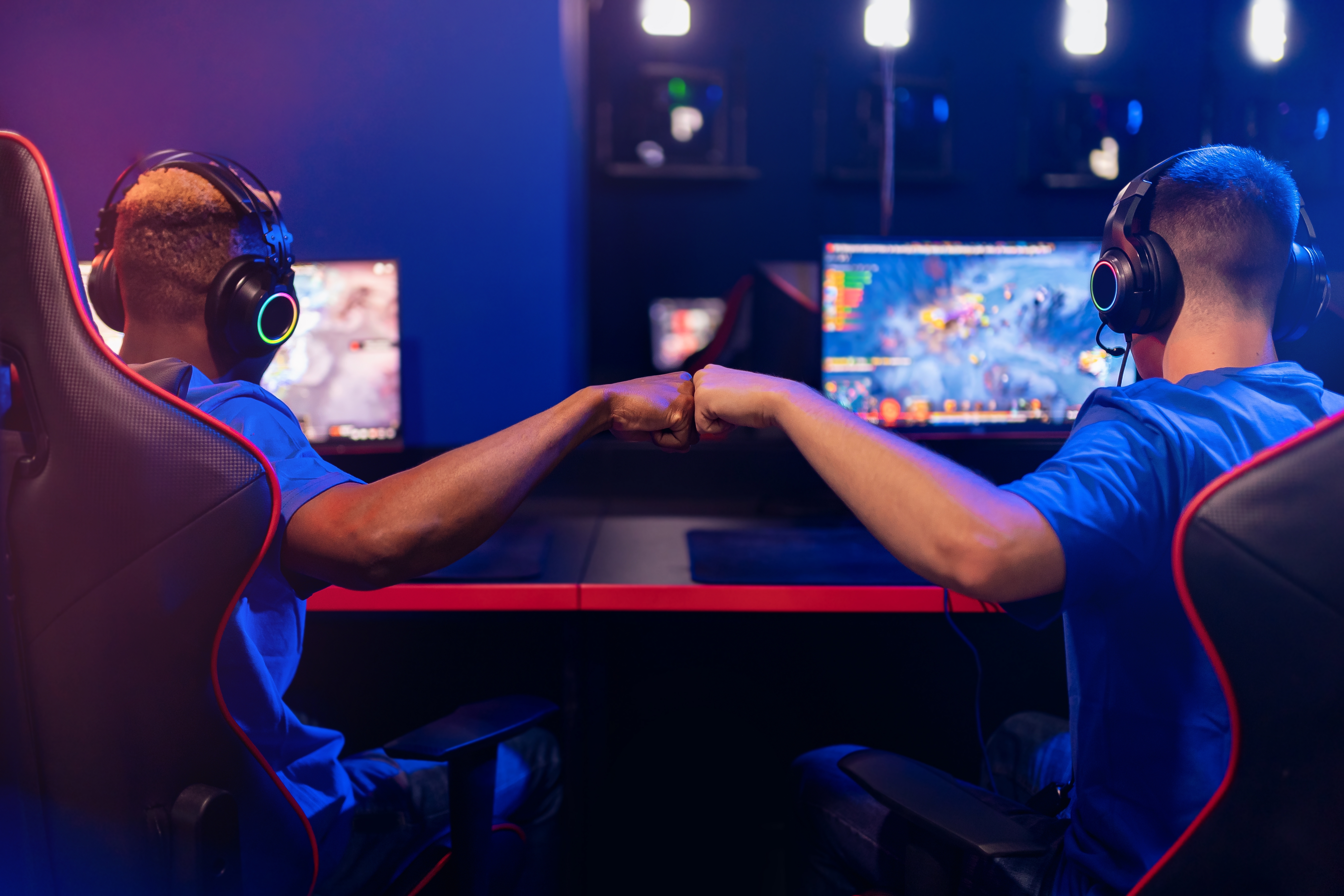 Players at PCs in a LAN hall